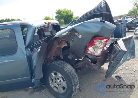 2008 Chevrolet Silverado 1500 Lt1 z USA, uszkodzony, nr VIN 2GCEK19C681262513